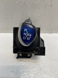 фото thumb №1, Toyota prius iii ручка домкрат вибірник передач