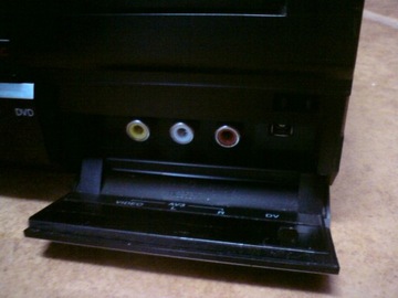 TOSHIBA RD-XV48DT комбо 3в1 DVD VHS HDD-рекордер Видеомагнитофон HDMI