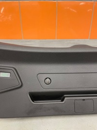 фото thumb №3, Обивка защита крышки багажника q3 83a оригинал красивая