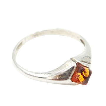 Серебряное КОЛЬЦО, СЕРЕБРО 925 пробы, янтарь, размер 10