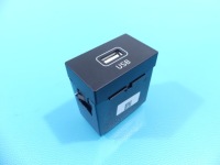 фото thumb №1, Разъём usb hyundai i30 iii 2016- 96120-g4200