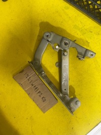 фото thumb №5, Mercedes w211 kombi - петля капот правий mercedes 2118800228 pw