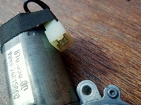 фото thumb №10, Jeep grand cherokee wj 99-04r моторчик люк 24015690