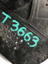 фото thumb №7, Volvo v60 права заглушка склоомивача лампи передній 31353225