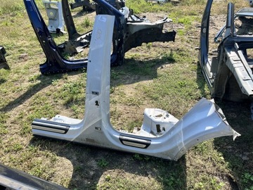 фото thumb №1, Поріг повний довгий лівий audi q3 8u 15- ls9r