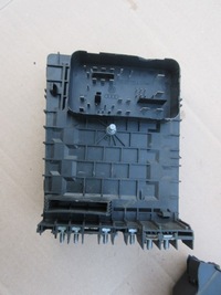 фото thumb №5, Коробка запобіжників vw audi seat 1k0937125a