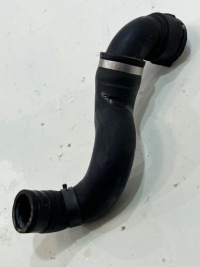 фото thumb №1, Шланг радиатора audi a6 3,0 tdi 11-