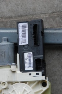 фото thumb №2, Механизм стекло p / l перед renault laguna iii