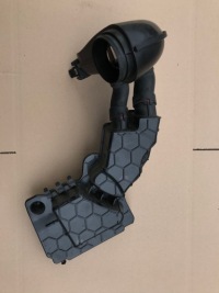 фото thumb №2, Mercedes 2.2 повітрозабірник захист двигун a6540108101