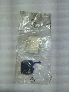 фото thumb №1, Espace iv заглушка фаркоп бампера перед 7701053370