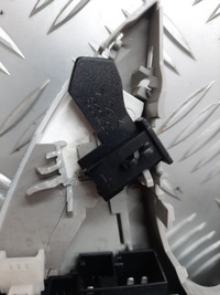 фото thumb №5, Лампа стеля mercedes cls w219 a2198200001