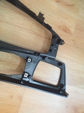 фото thumb №7, Bmw 1 f40 m135i 19- планка dekor захист коробки передач консолі панелі тунелю 9206371