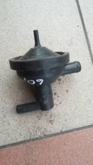 фото thumb №1, 049133517 клапан вакууму vw