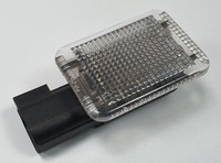 фото thumb №1, Лампа освітлення інтер'єру volvo v50 30722729