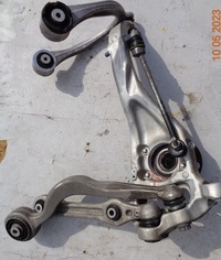 фото thumb №1, Поворотный кулак рычаг mercedes glc amg w253 комплект