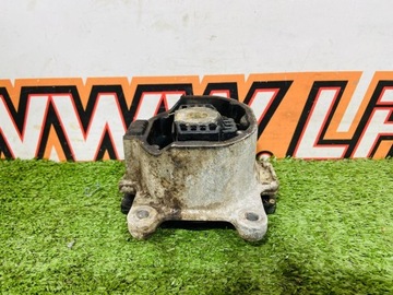 фото thumb №14, Кронштейн двигуна jaguar i-pace x590 j9d3-7m121-ad