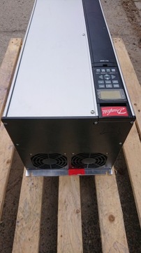 Инвертор Danfoss VLT5042 175Z4171 3PH 42кВт/52.5кВА 61/73А 1000Гц