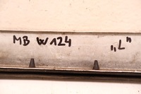 фото thumb №7, Mercedes-benz w124 молдинг pod фара фара ліва