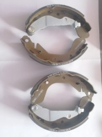 фото thumb №1, Тормозные колодки тормоза chevrolet kalos, aveo t200/t250/255 spark m300