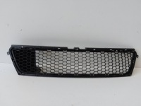 фото thumb №1, Dacia sandero 08- решітка бампера 8200735107 оригінал