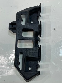 фото thumb №1, Направляющая бампера левый задняя porsche cayenne ii 7p5 7p5807483a