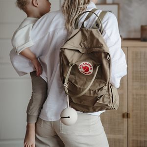 Силиконовый чехол для соски Mushie Natural