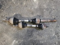 фото thumb №1, Peugeot 308 ii t9 2.0 gt приводной вал правая левая