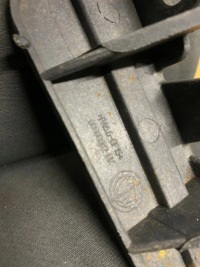 Направляющая бампера правый задний  alfa romeo 60688692 Доставка, фото thumb