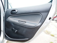 фото thumb №1, Peugeot 206 lift обивка обшивка дверь правый задняя