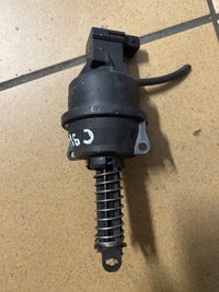 фото thumb №1, Volkswagen t4 2.5 tdi клапан вакууму 655129vd