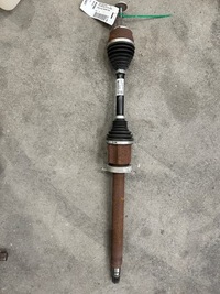 фото thumb №1, Volvo xc40 полуось полуось правая передняя 31460279 / 36003605