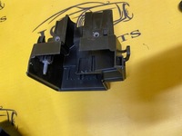 фото thumb №1, Коробка корпус предохранителей renault clio v