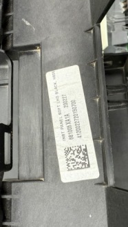 фото thumb №7, Mercedes x-klasa x470 консоль торпедо роздавальна 681005xa1a 120ts