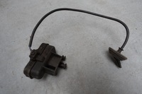 фото thumb №1, Volkswagen оригінальний номер 5n0810773d привід моторчик кришка пального