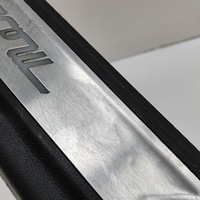 фото thumb №7, Maserati levante 2016 ліва сторона захист стійка скло передньої / a