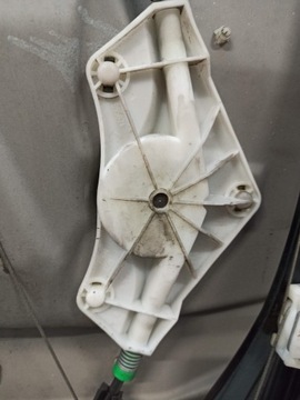 фото thumb №9, Mercedes b w245 подъемник стекла левый перед a1697202979