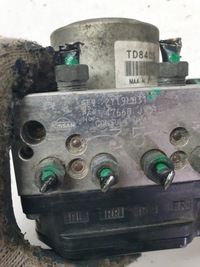 фото thumb №3, Насос abs renault koleos 2.0 dci td8405