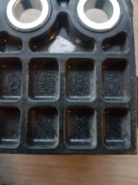 Mazda 3 iv 19- кронштейн радиатор 2.5 америка с Разборки, фото thumb