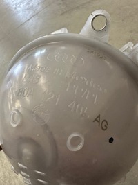 фото thumb №4, Бачок расширительный audi q5 80a идеальный 80a121405ag