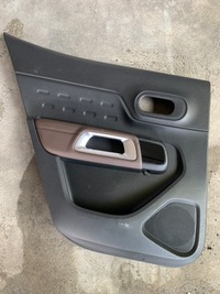 фото thumb №1, Citroen c5 aircross обивка обшивка дверь задняя левый