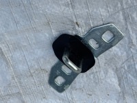 фото thumb №1, Засувка замка кришки mercedes w247 a2467400032