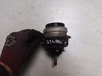 фото thumb №1, Audi q7 4l 05-15r 4.2 tdi подушка двигуна