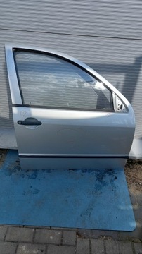 фото thumb №1, Двері перед передні праві skoda fabia i 01r