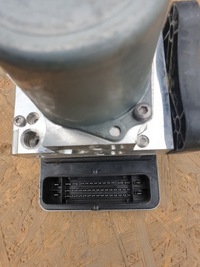 фото thumb №7, Mercedes w205 насос abs a2059005247