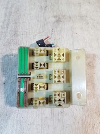 фото thumb №1, Коробка предохранителей volvo s40 v40 1.9td