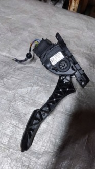 Volvo v60 s60 ii 1.6d - педаль потенциометр газа rhd - 31329059 Оригинал, фото thumb