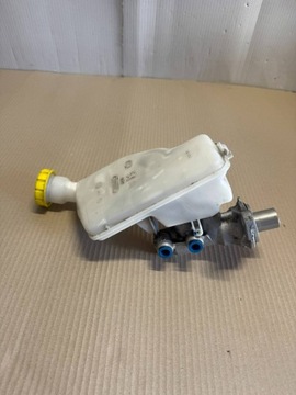 фото thumb №1, Насос гальмівна peugeot 208 4601r9