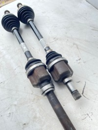 фото thumb №1, Приводной вал левая 2.0 blue hdi peugeot expert iii 9806153080