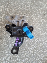 фото thumb №1, Кронштейн подушка двигателя toyota aygo x