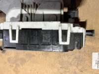 фото thumb №12, A9077200300 замок дверь правая mercedes sprinter 18-24 год оригинал